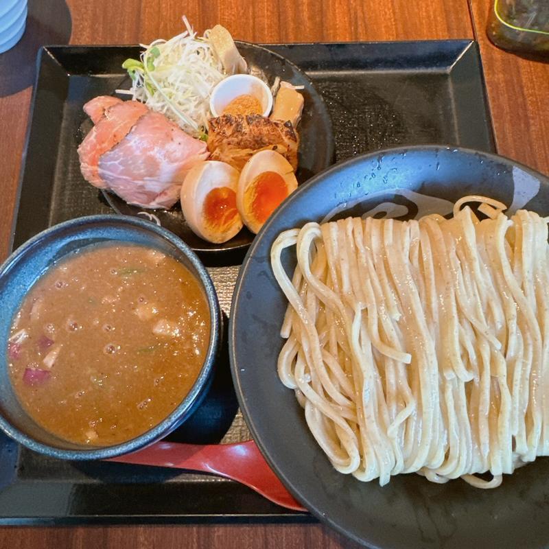 特製魚介濃厚つけ麺(麺屋甚八 野里店)