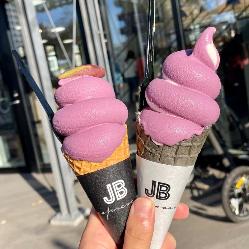 JBソフトクリーム　紫芋&ミックス(JB ESPRESSO MORIHICO. サイクルロード)