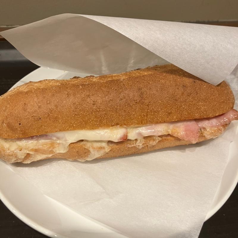 ハム＆マリボーチーズ 石窯フィローネ(スターバックス コーヒー 札幌グランドホテル店)