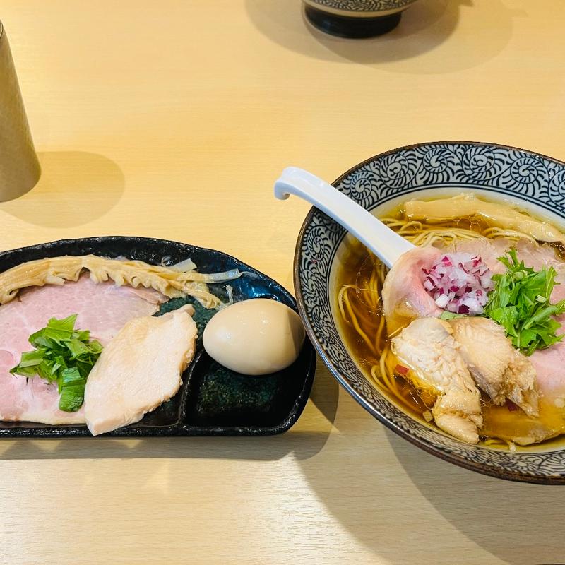 中華麺 特選(地鶏と伊勢海老 中華そば 頑)