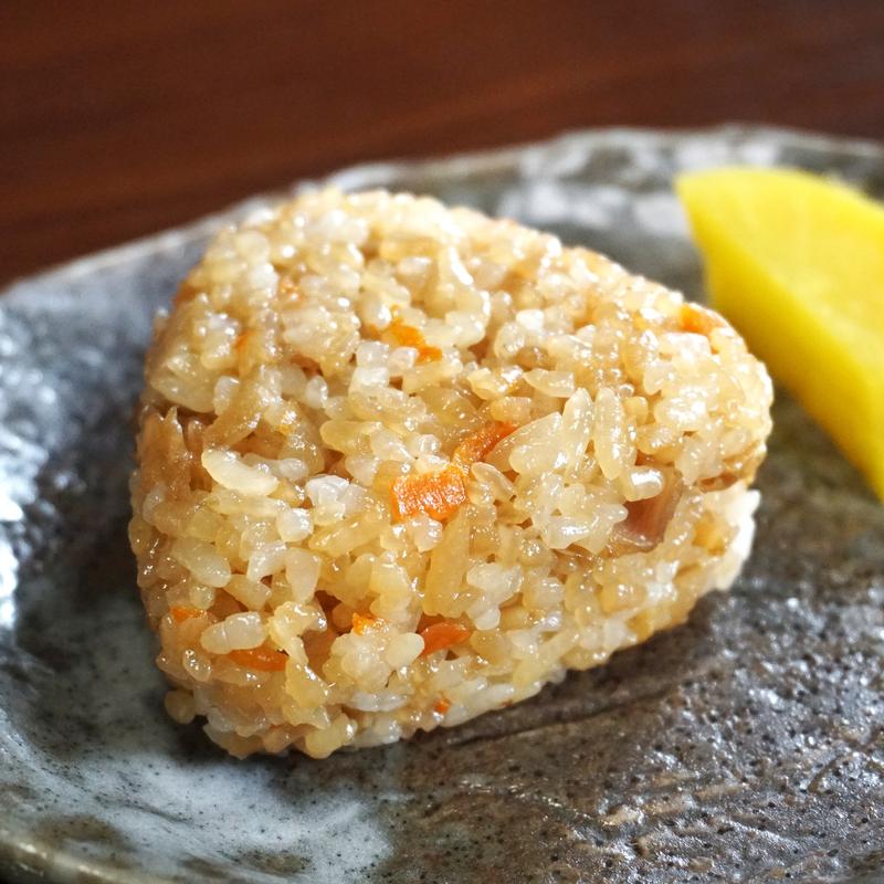 かしわおにぎり(うどん・そば 大國屋)