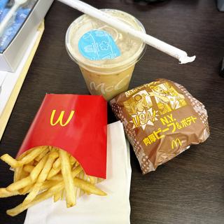 N.Y.肉厚ビーフ&ポテトセット(マクドナルド 恵比寿駅前店 （McDonalds）)