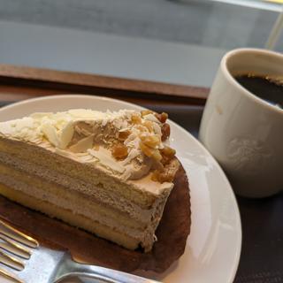 ホワイトモカケーキ(スターバックスコーヒー Qiz溝の口店)