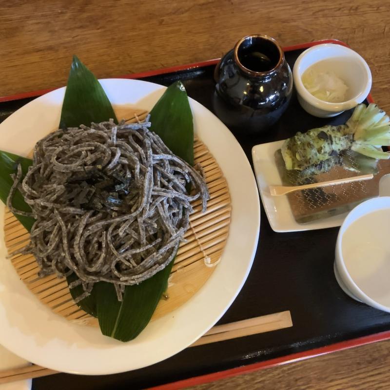 変わり蕎麦(鬼蕎麦 （おにそば）)