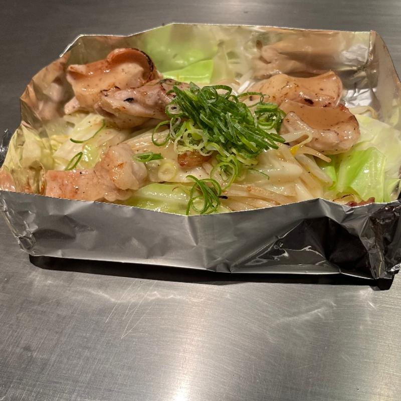 ホルモン焼(お好み鉄板居酒屋 ＤＯＮ)