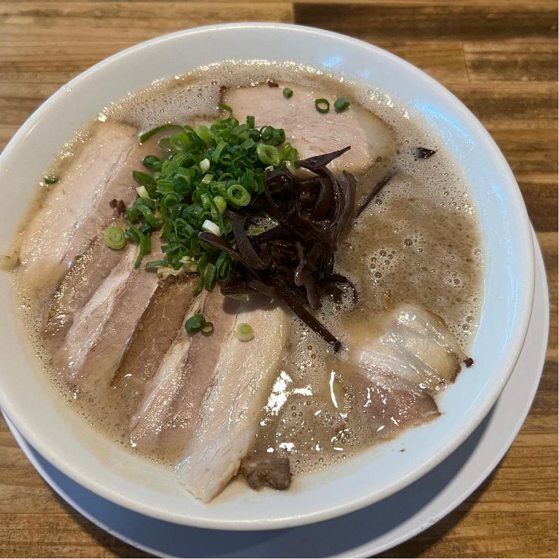 チャーシュー麺(博多ラーメン まっしぐら )