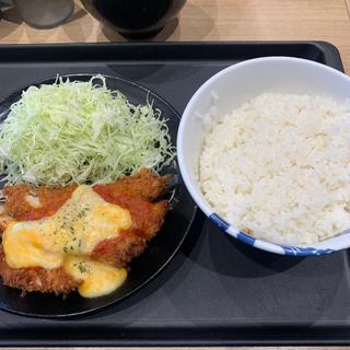 チーズトマトささみかつ定食(松屋 立川柴崎町店 （まつや）)