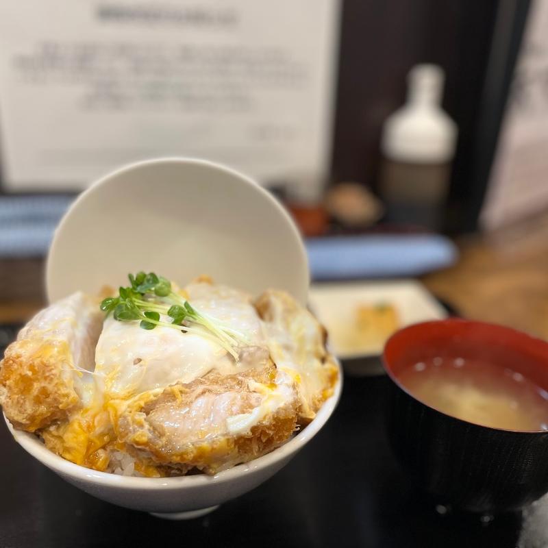 厚切りカツ丼(かつ丼 天下星)