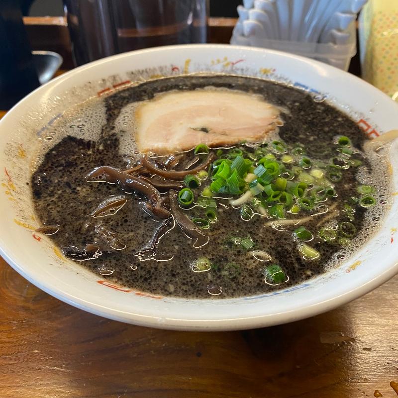 熊本ラーメン(熊本ラーメン育元)