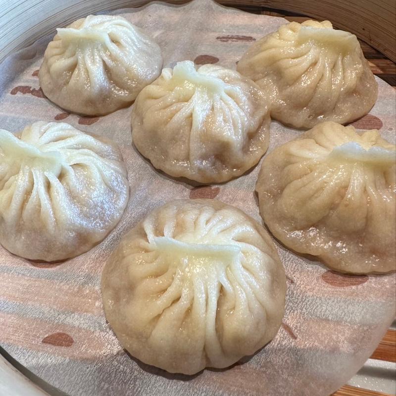 小籠包(叉焼春（チャーシューメイ）)