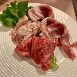 岩焼　肉三昧(岩焼 先斗町 ことし （イワヤキ ポントチョウ コトシ）)