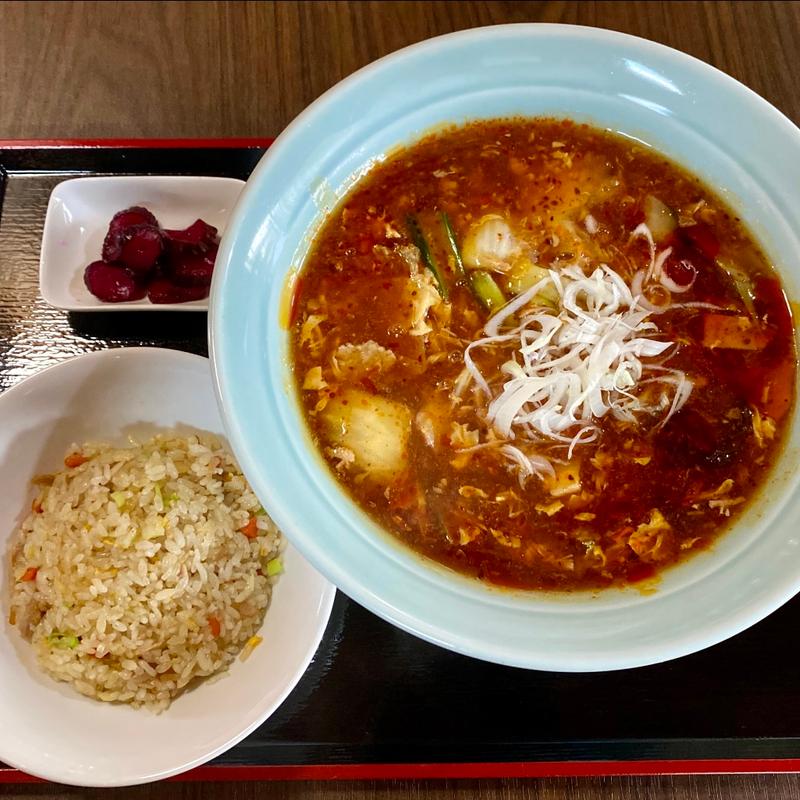 Aセット(半スーラーたん麺＋半チャーハン)(秋華 )
