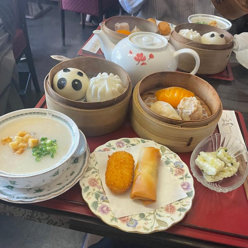 (シャンデリア飲茶)