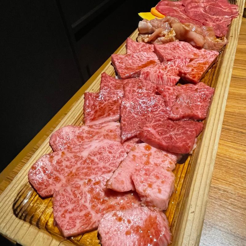 まるとく盛(炭火焼肉　まるじゅう )