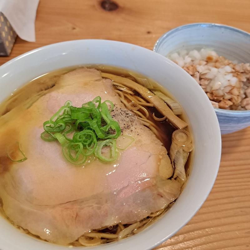 醤油味のらぁ麺(まほろば)
