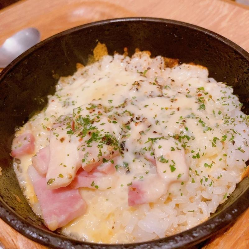 鎌倉ベーコンと北海道ラクレットチーズの炒飯（ハーフサイズ）(台湾小籠包 イオンモール広島府中店)