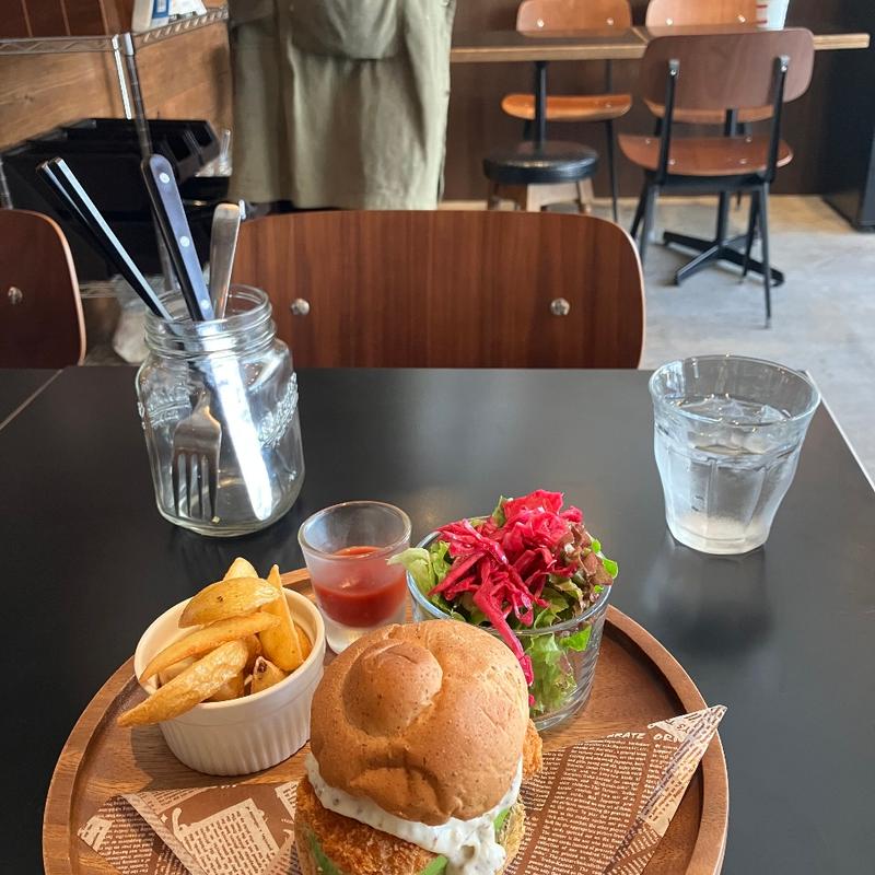 エビカツバーガー(BISTRO HOWDY 国際通り)