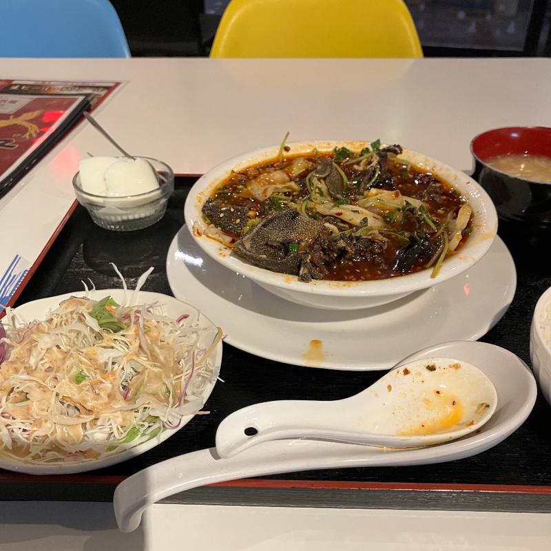 ホルモン麻婆煮込み(鳳凰餃子)