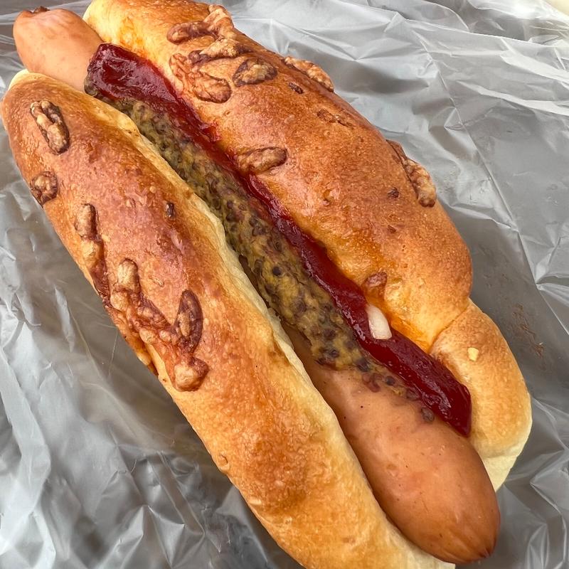 ソーセージフランクパン(ナチュラル ブレッド ベーカリー)