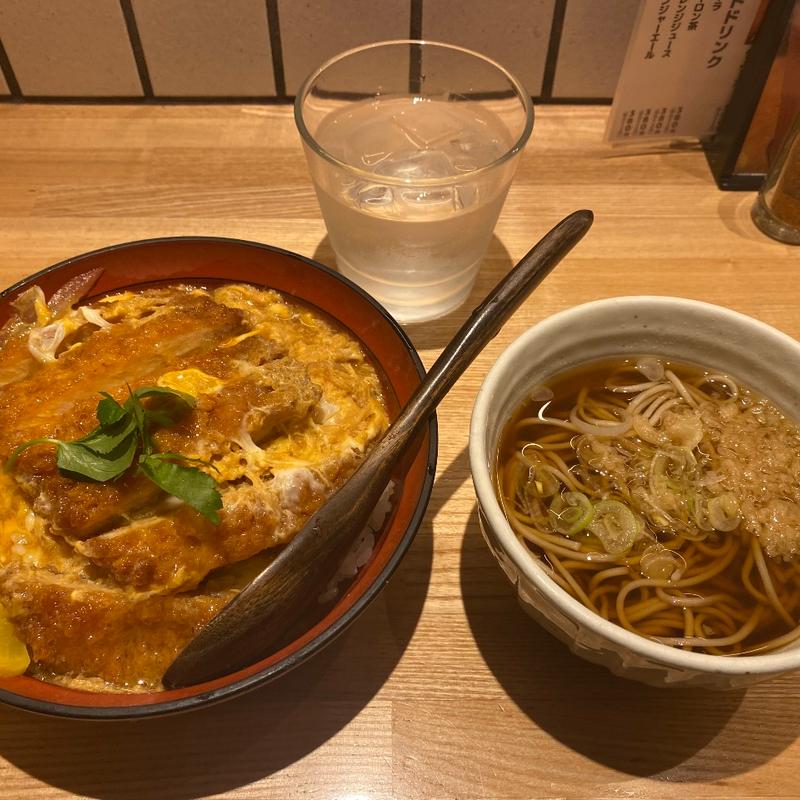 かつ丼　ミニそば付(しのぶ庵 新大阪駅店)