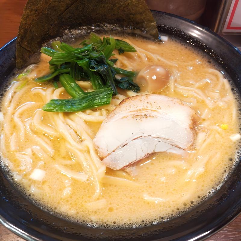 ラーメン(濃厚豚骨ラーメン 濱虎家)