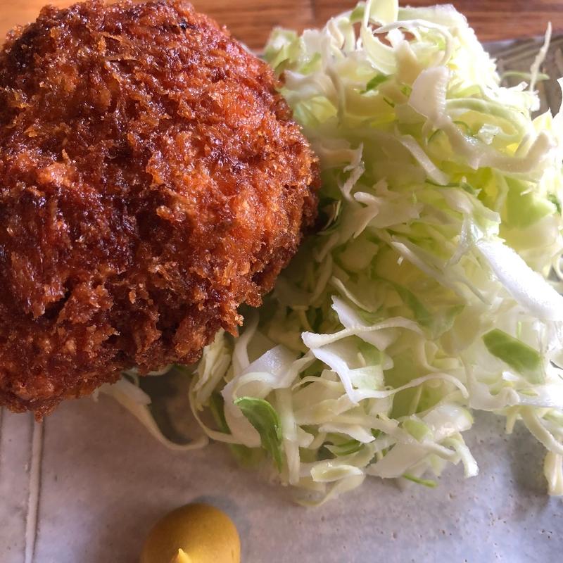 メンチカツ(大衆食堂 BEETLE)