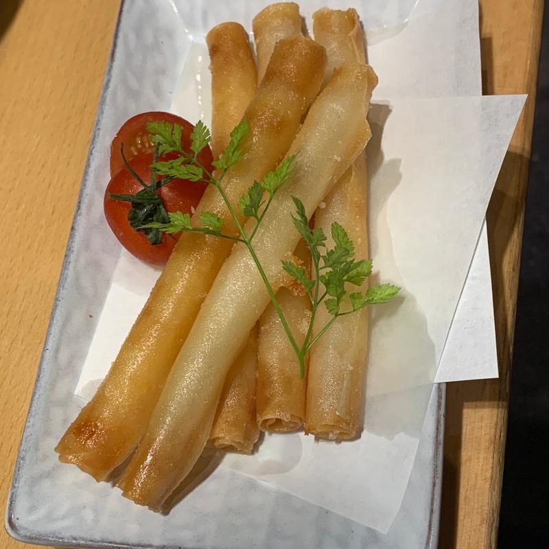 海老スティック春巻き(跳魚 品川店)