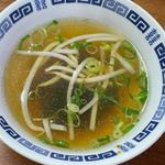 ぶたキムチ玉子どん スープ(かるもラーメン)