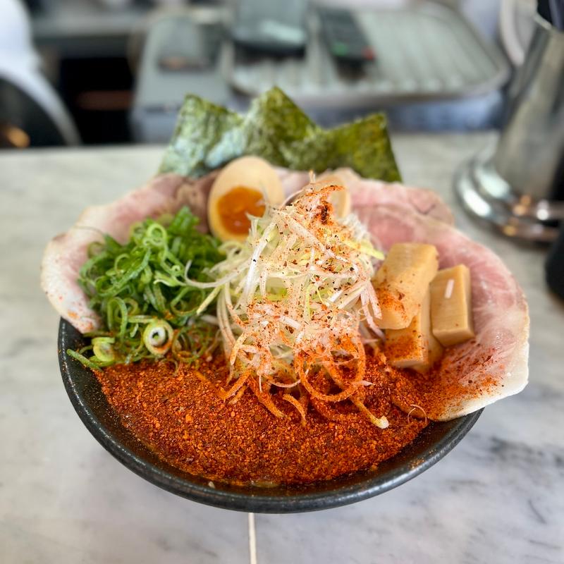 特製とことん赤(濃厚ラーメン専門店　とことんとりコトコト)