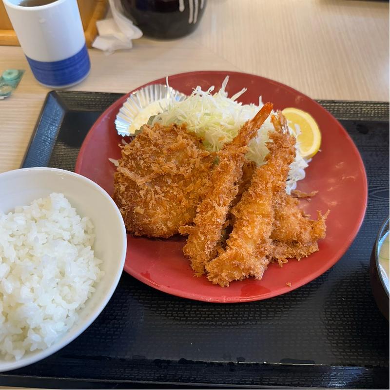 海老・ヒレ・メンチカツ定食(かつや 名古屋十番町店)
