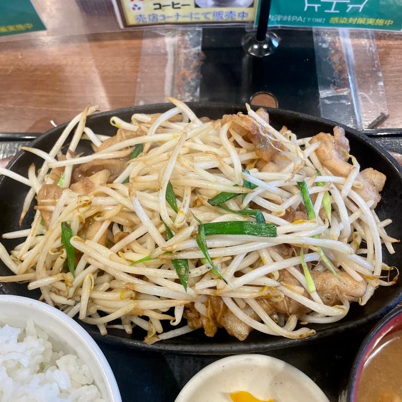 豚ニラ鉄板焼定食(ショッピングコーナー 内津峠PA 下り)