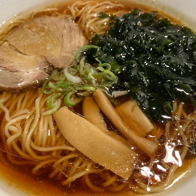 醤油ラーメン(中華料理 百菜)