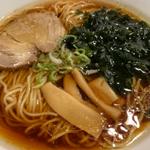 醤油ラーメン(中華料理 百菜)
