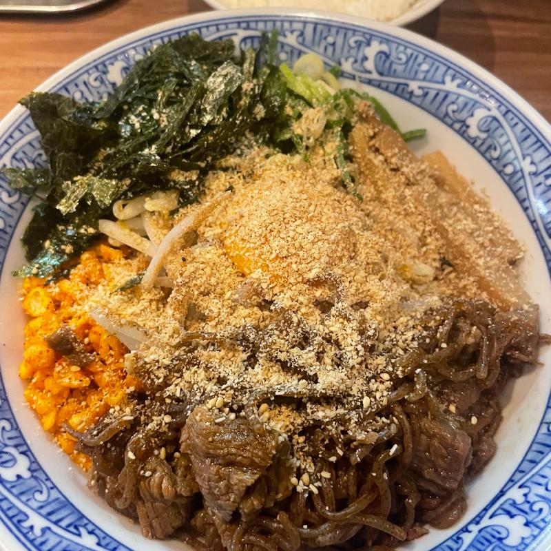 牛すじまぜそば(なな屋 )