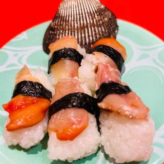 赤貝丸ごと(まわらない回転寿司 きんが)