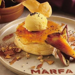 紅はるかの焼き芋ブリュレパンケーキ(MARFA CAFÉ)