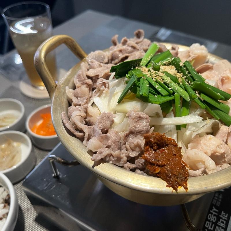 名物飛鳥ホルモン鍋定食(ホルモン飛鳥)