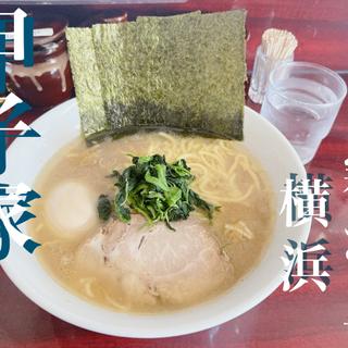 醤油豚骨ラーメン(ラーメン甲子家)