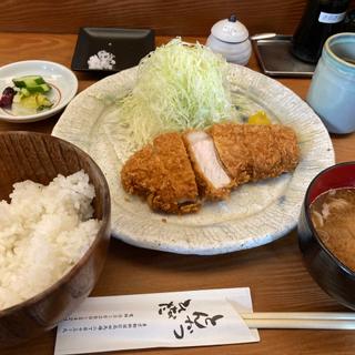 上ロースかつ定食(とんかつひなた)