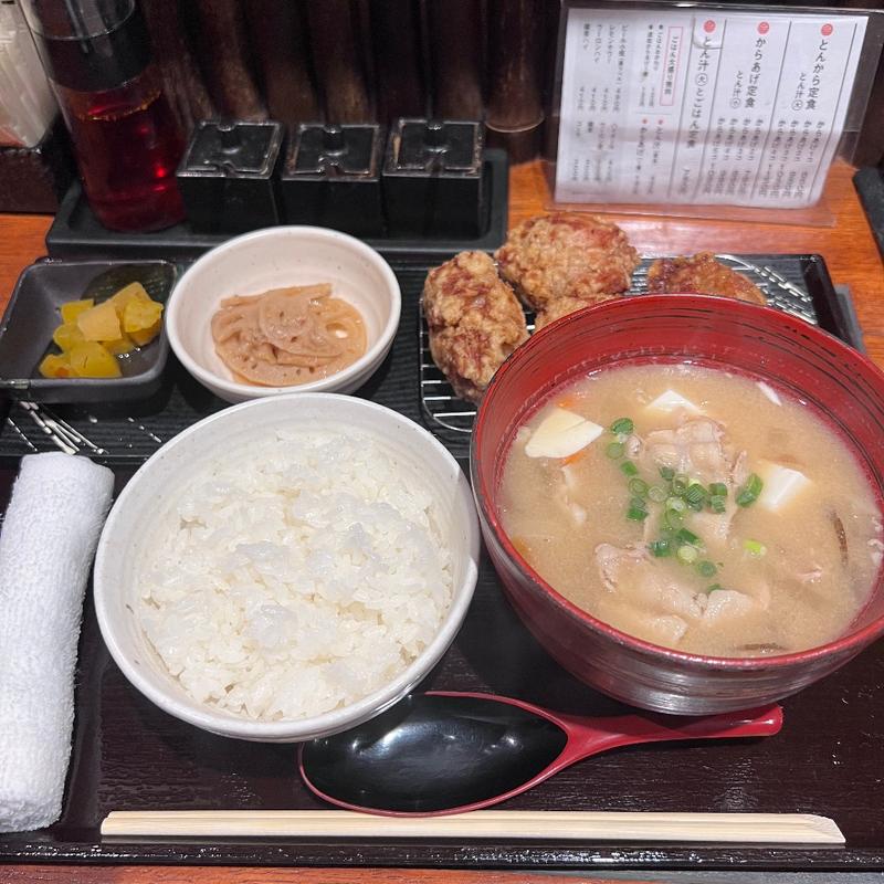 とんから定食 とん汁大 からあげ4コ(とん汁とからあげの専門店 ばくばく)