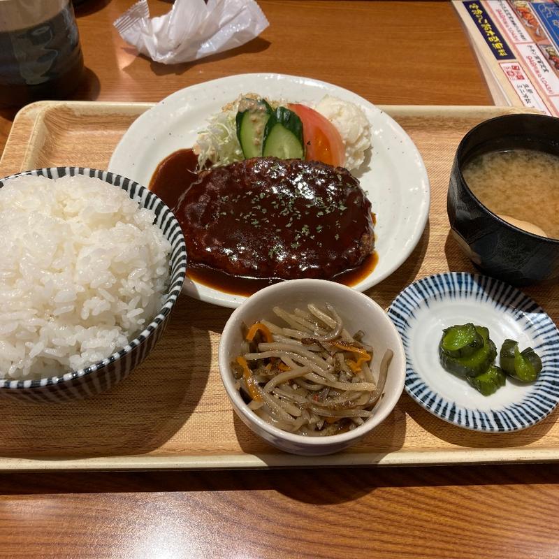 ハンバーグ定食(個室完備居酒屋 大衆食堂 安べゑ 加古川駅南口店)