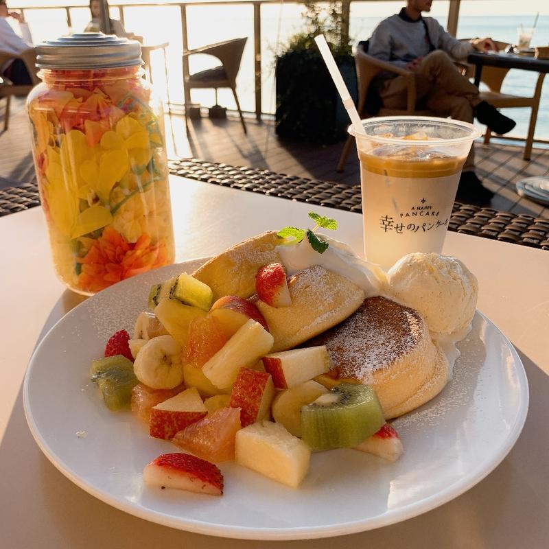 季節のフレッシュフルーツパンケーキ(幸せのパンケーキ　淡路島テラス)