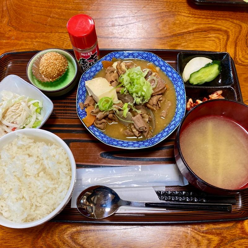 ホルモン定食(居酒屋勘乃 )