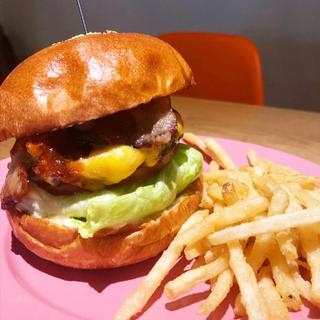 BBQベーコンチーズバーガー(THE HAMBURGER)