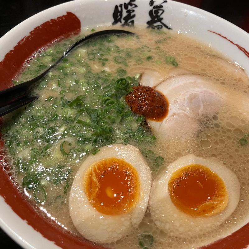 半熟たまごラーメン(暖暮 川崎仲見世通店)