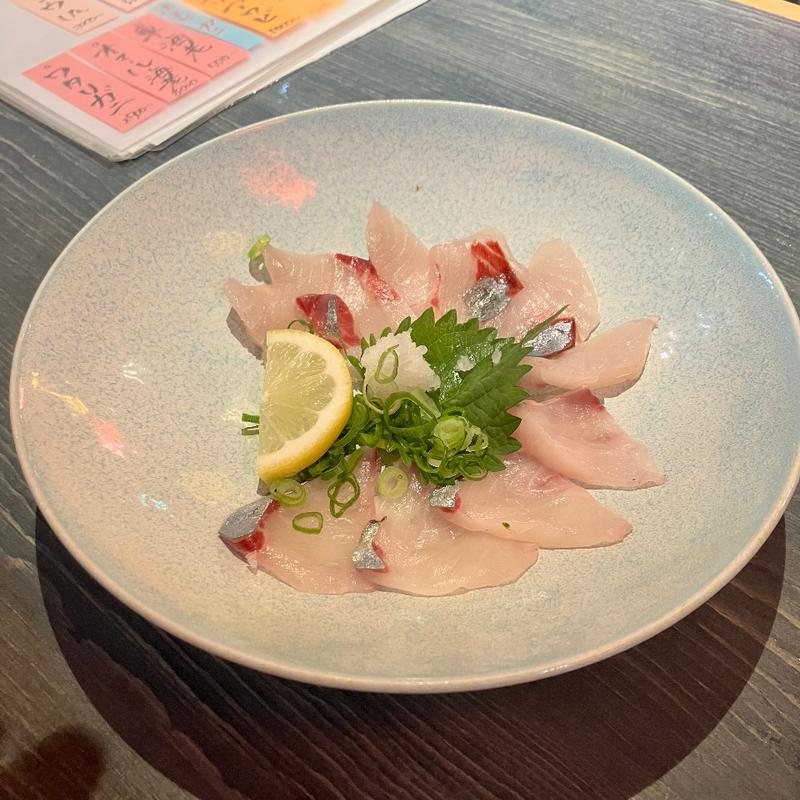 しまあじ薄づくり(鳥かね)