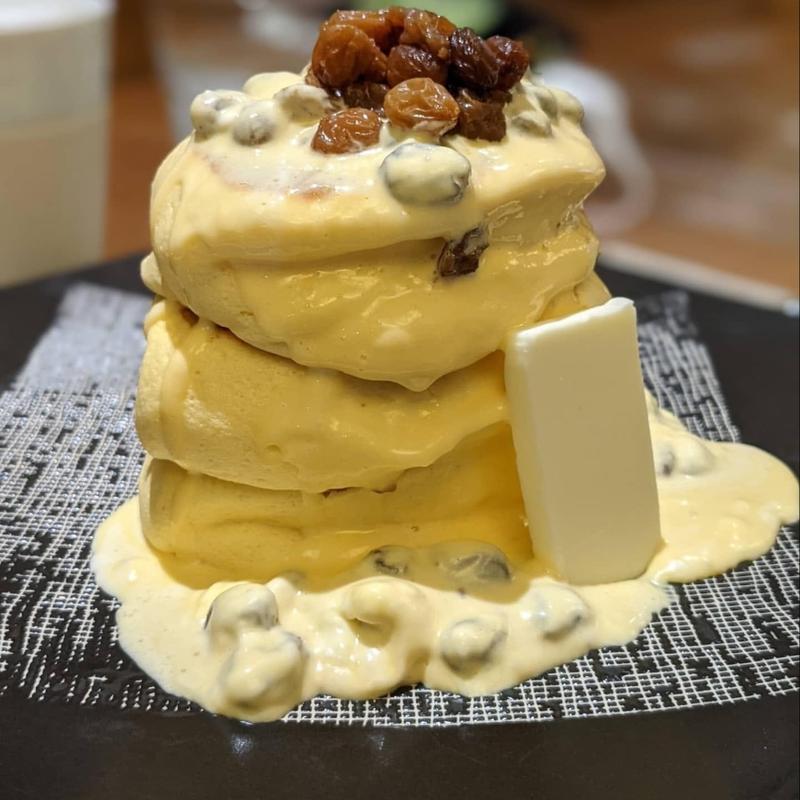 蜂蜜バター ラムレーズン&クリーム(紅鶴)