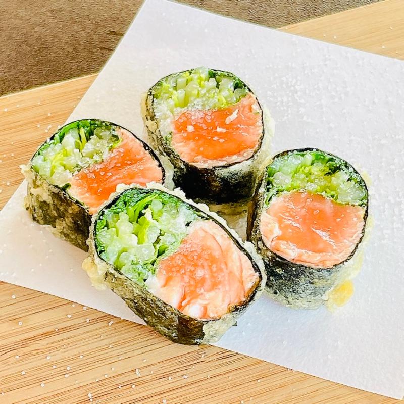 サーモンと水菜のレア揚げ(WABAR FUTAKOTAMAGAWA)