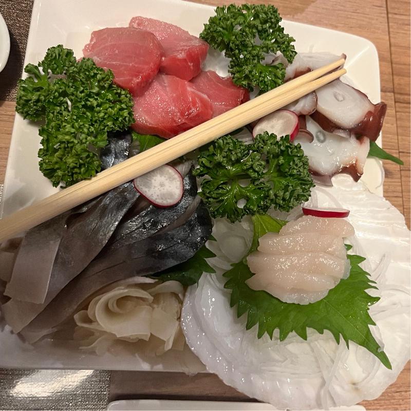 刺身盛り合わせ(酒・肴 五・八【ごっぱち】)