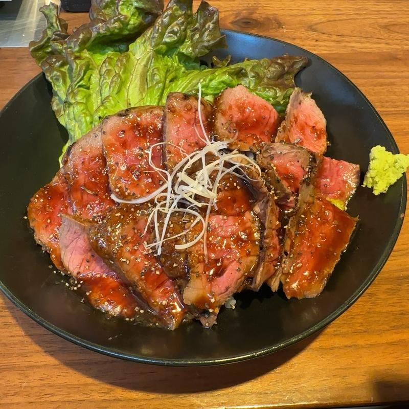 ステーキ丼　大(ホルモン金龍 )